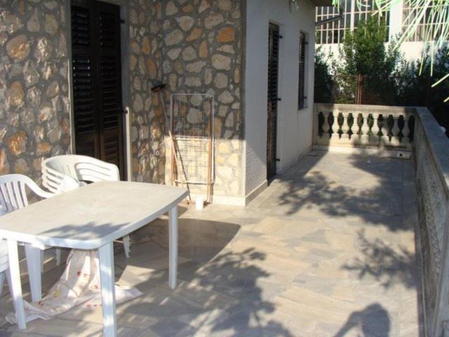 Apartmani Svetina Vodice Ngoại thất bức ảnh