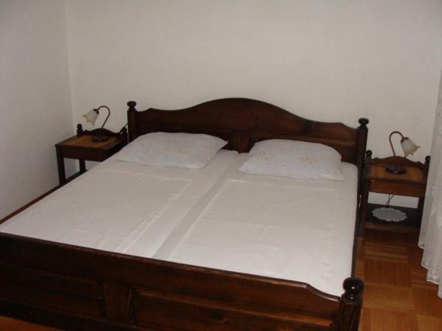 Apartmani Svetina Vodice Ngoại thất bức ảnh