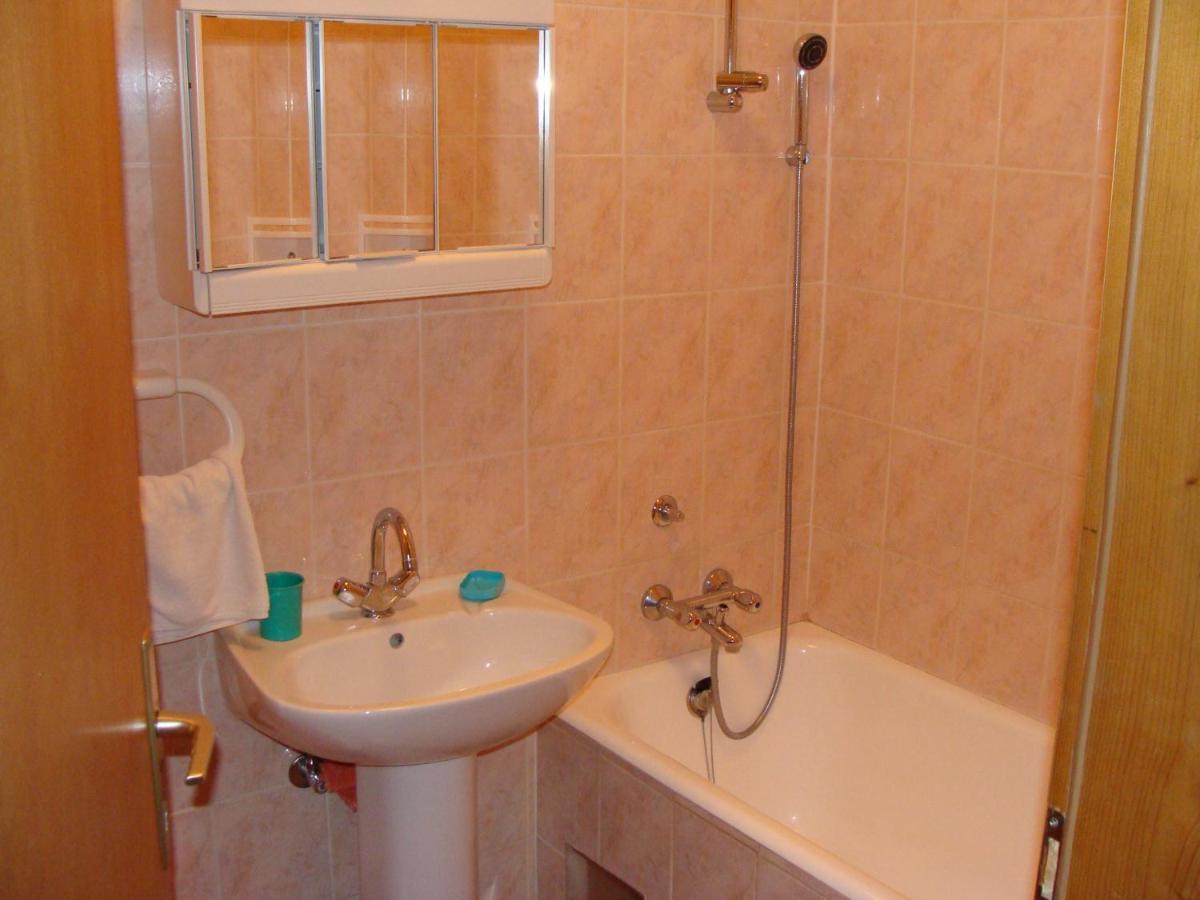 Apartmani Svetina Vodice Ngoại thất bức ảnh