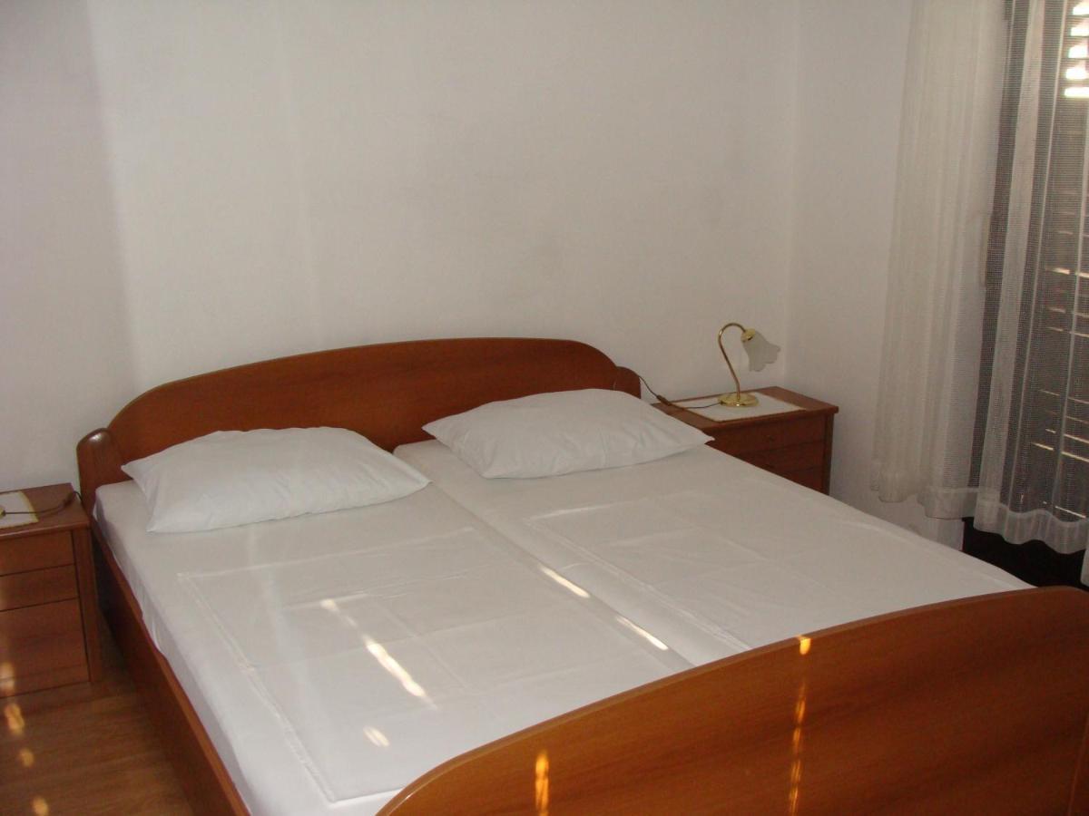 Apartmani Svetina Vodice Ngoại thất bức ảnh